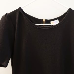 NWOT Large Black Amelia!!